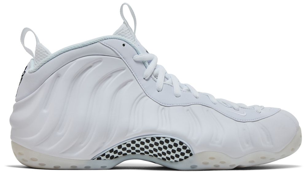 Nike Air Foamposite One Triple White