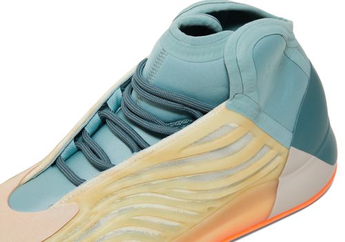 adidas Yeezy QNTM Hi-Res Coral