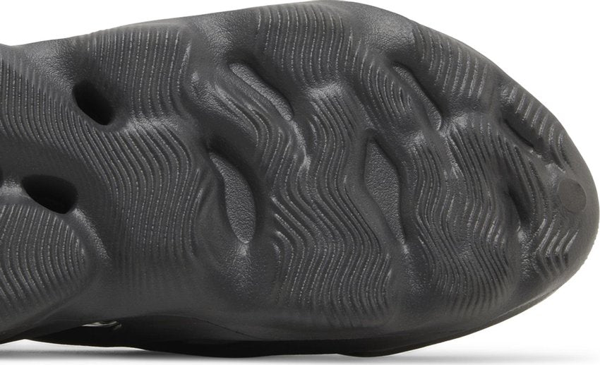 adidas Yeezy Foam RNNR Onyx