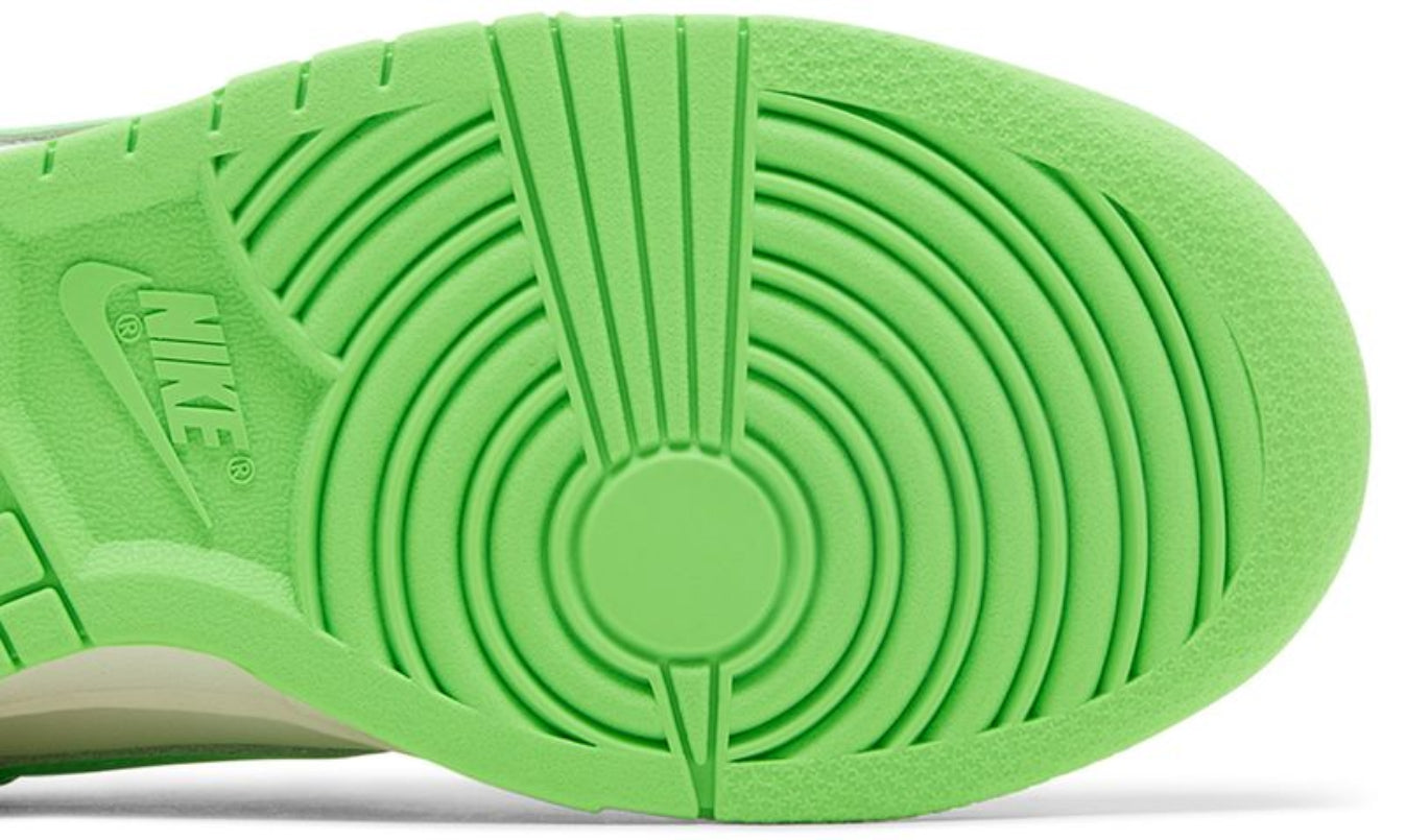 Nike Dunk Low Green Strike (Women's)