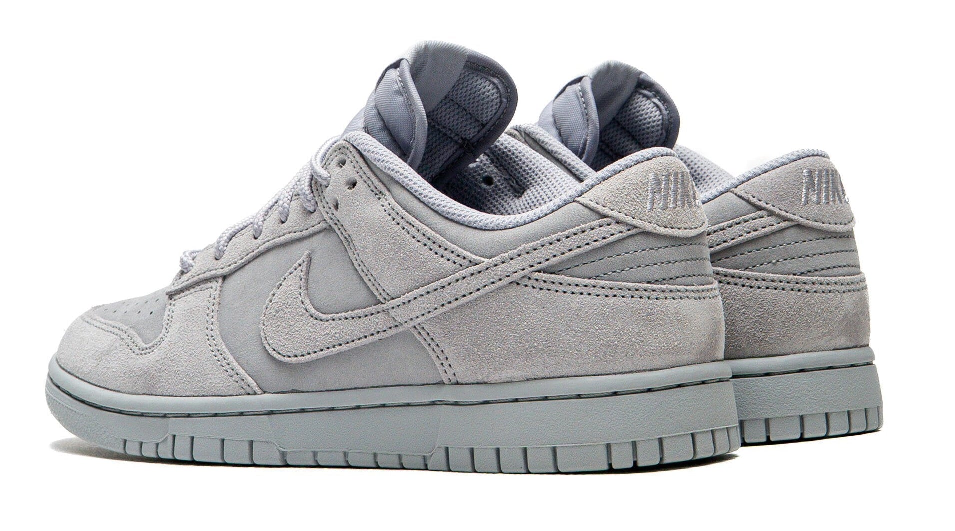 Nike Dunk Low SE Wolf Grey
