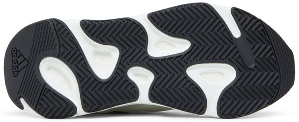 adidas Yeezy Boost 700 MNVN Laceless Analog