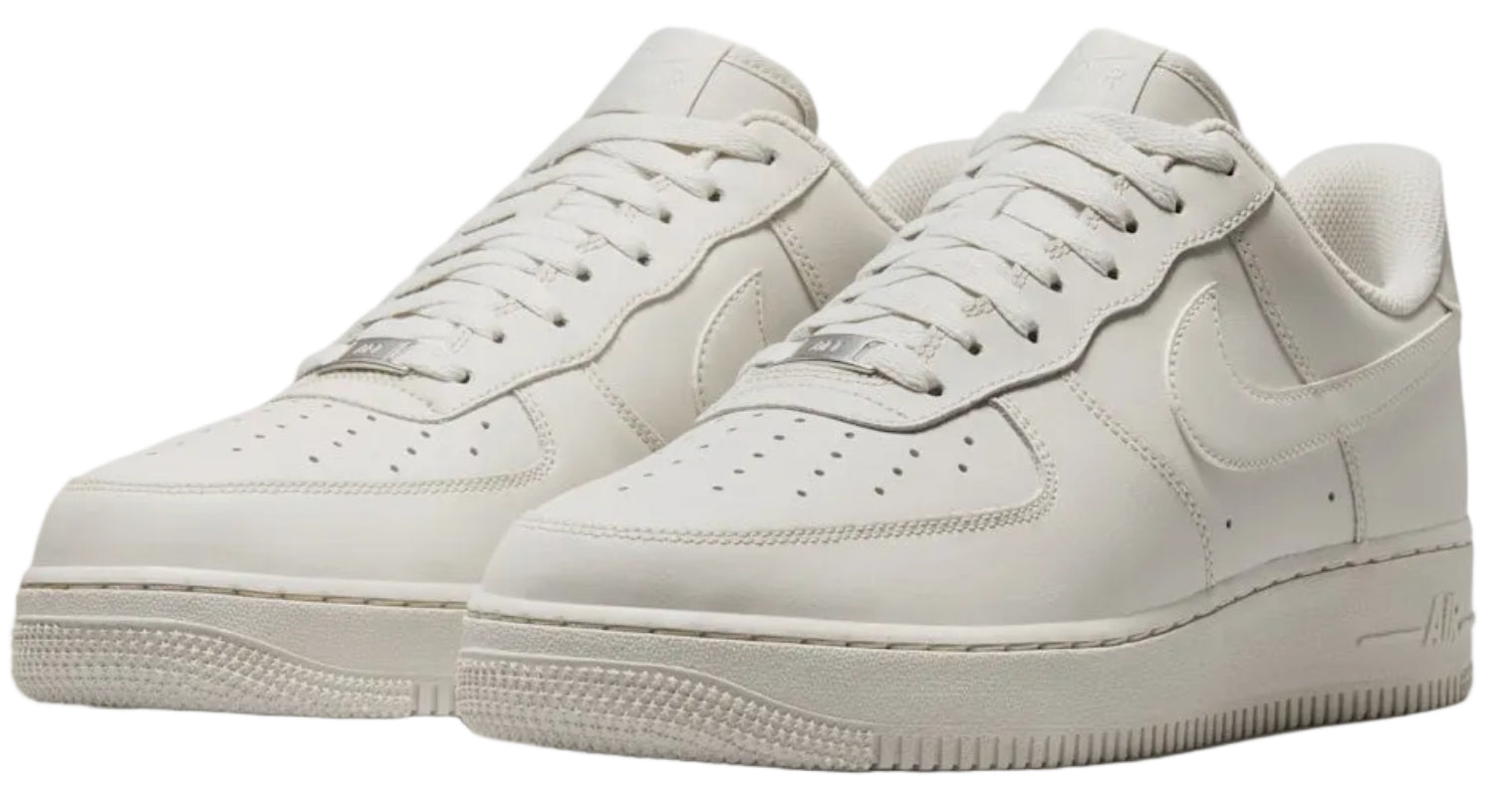 Nike Air Force 1 Low '07 Light Bone Metallic Silver