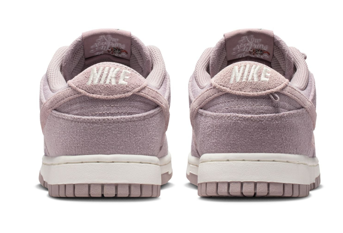Nike Dunk Low Now Accepting All Flowers Black (Women's)