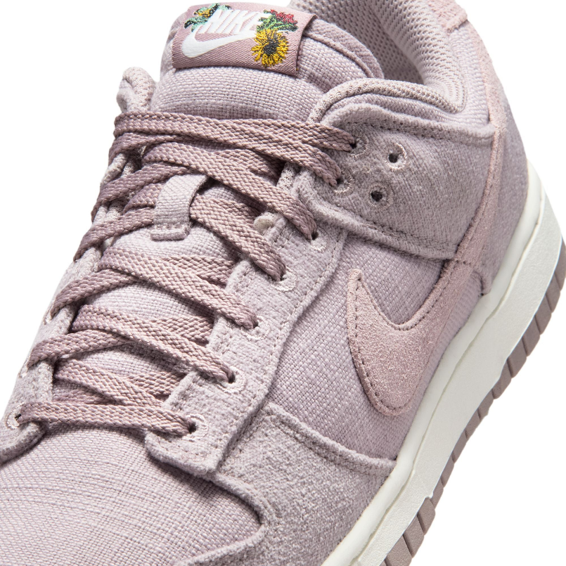Nike Dunk Low Now Accepting All Flowers Black (Women's)