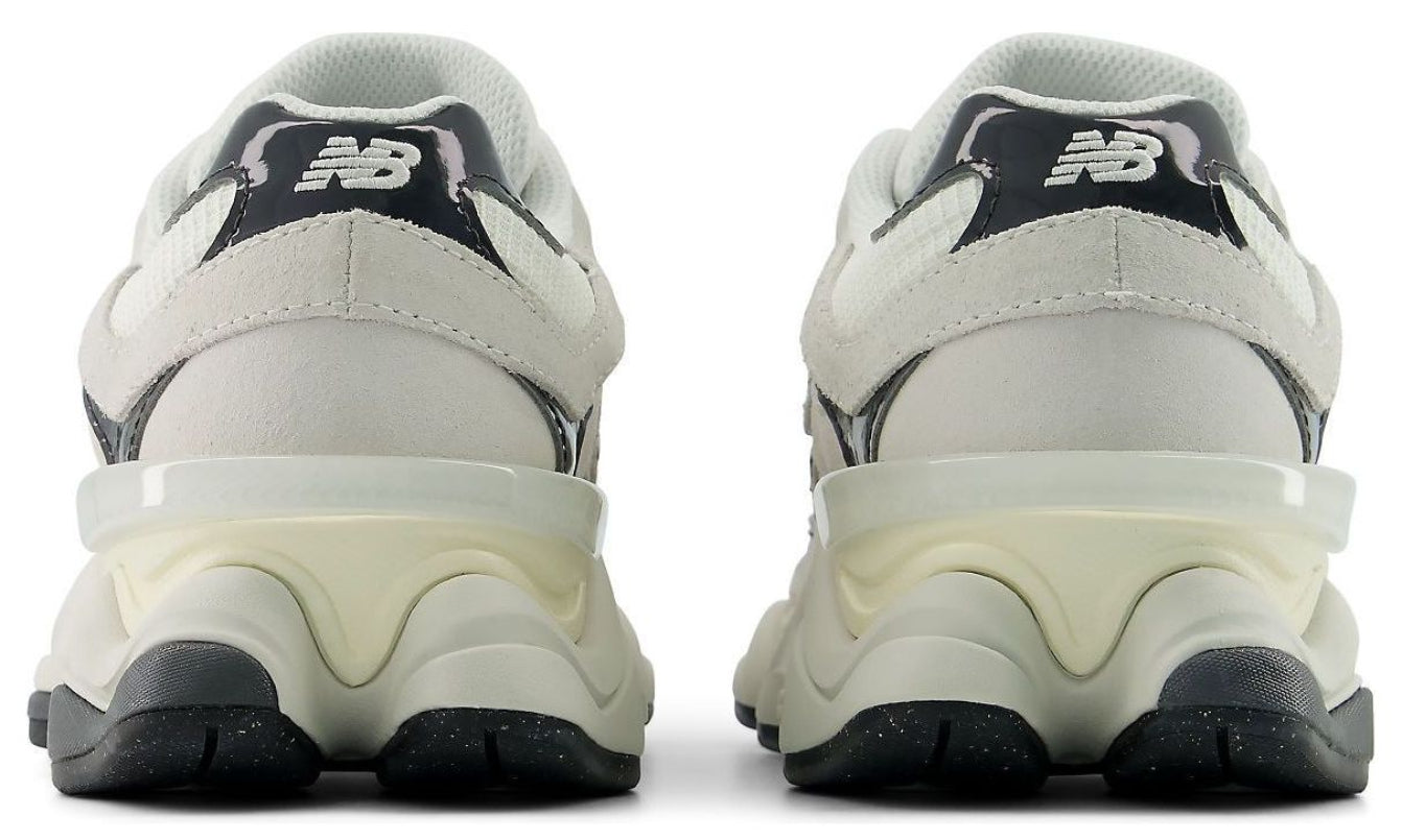 New Balance 9060 Driftwood Sea Salt