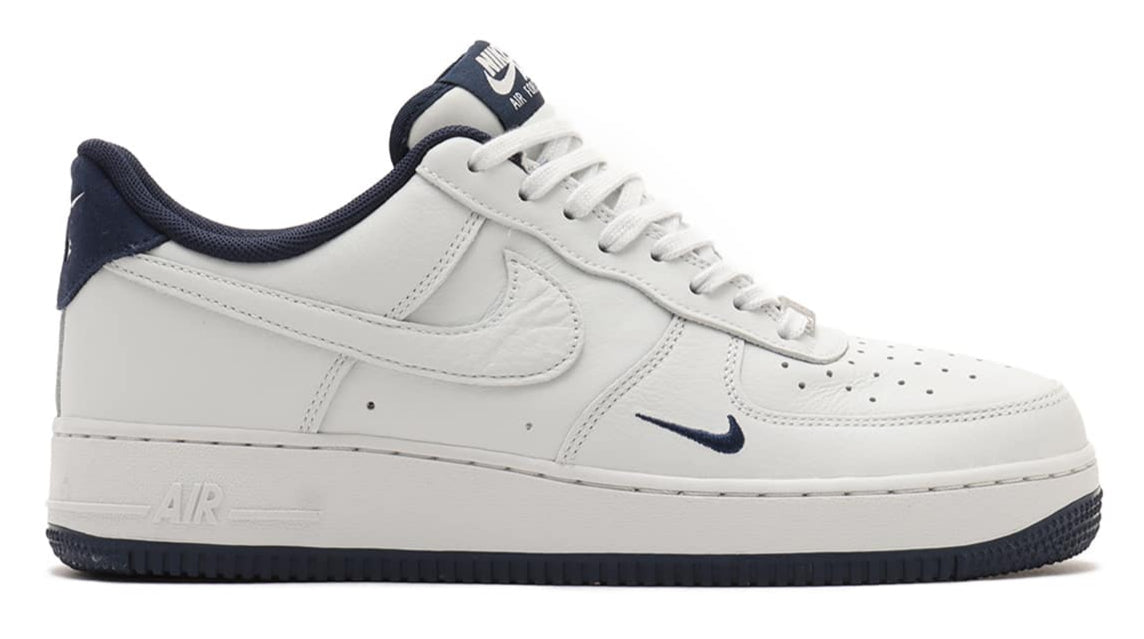 Nike Air Force 1 Low '07 LV8 Photon Dust Obsidian