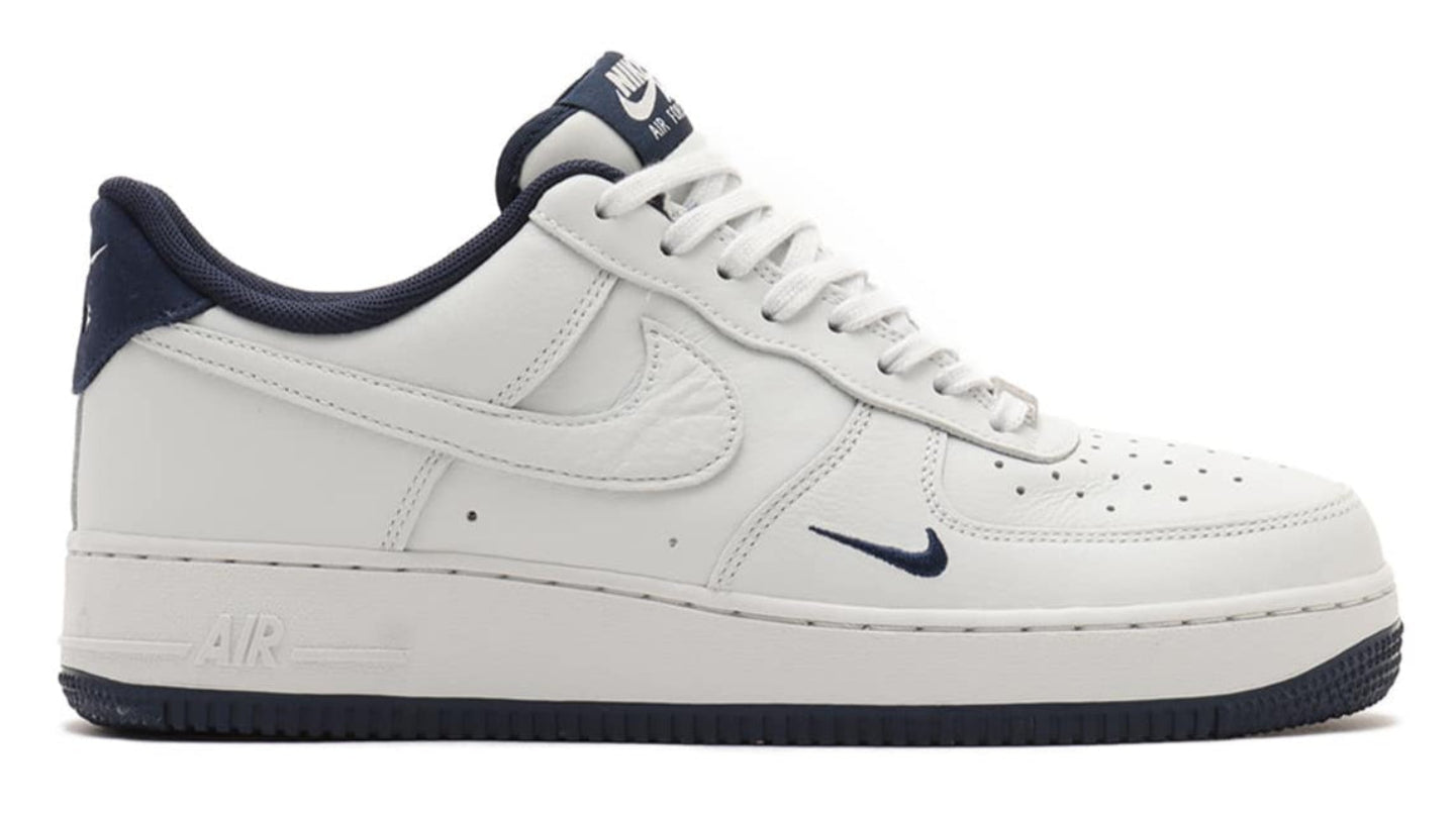Nike Air Force 1 Low '07 LV8 Photon Dust Obsidian