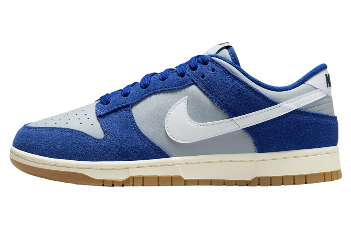Nike Dunk Low Retro SE Deep Royal Blue Gum