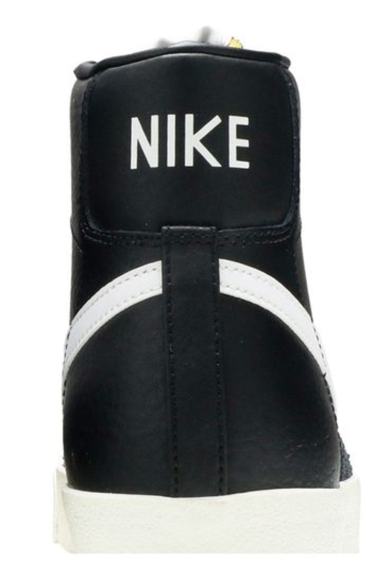 Nike Blazer Mid 77 Vintage Black Sail