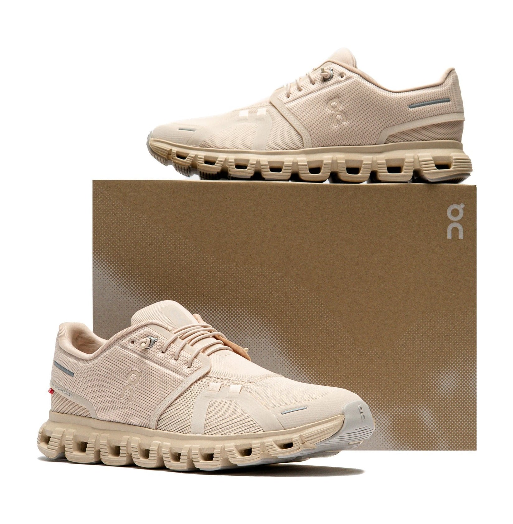 On Running Cloud 6 Sand (Women's)