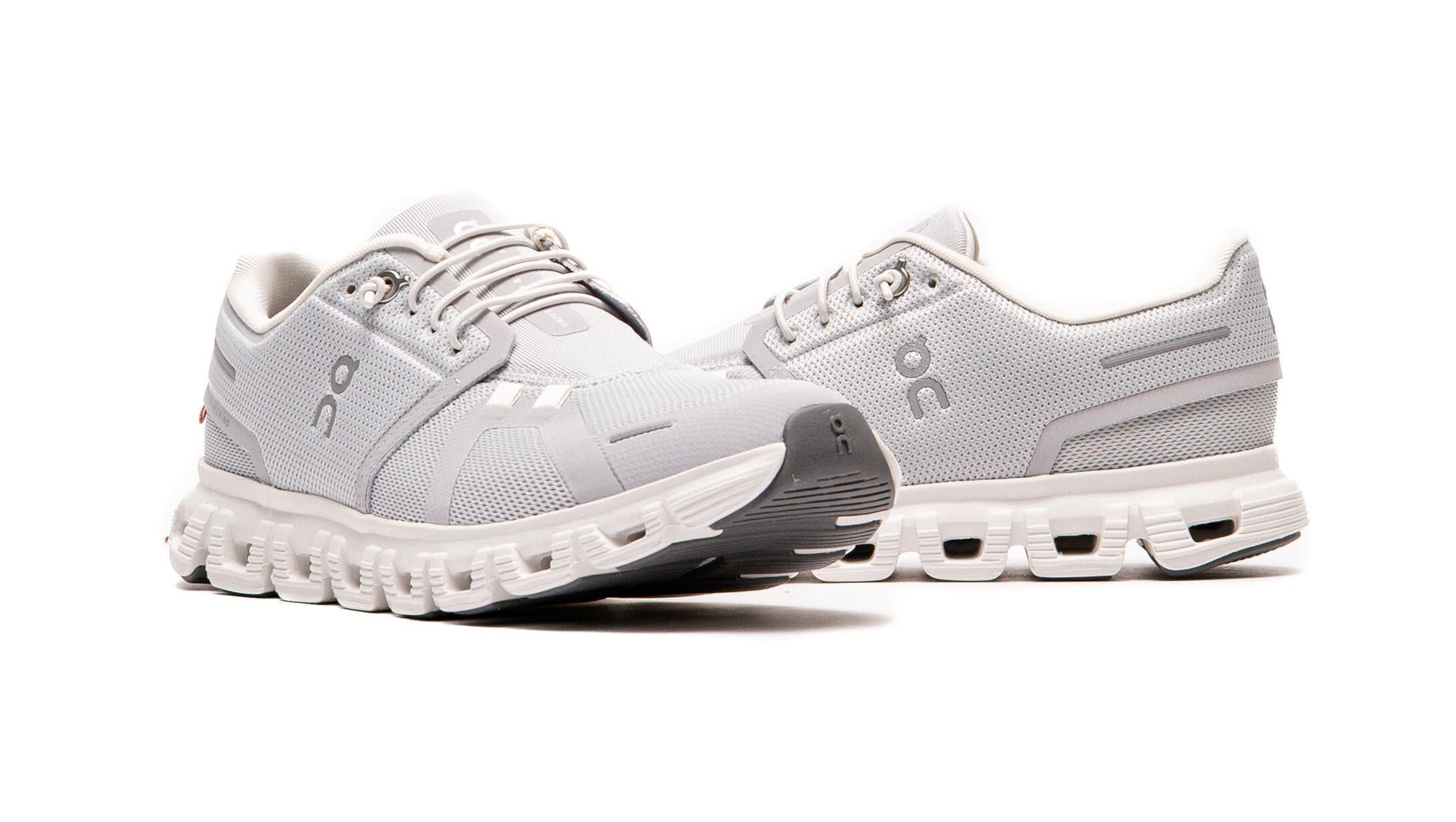 On Running Cloud 6 Glacier White (Women's)