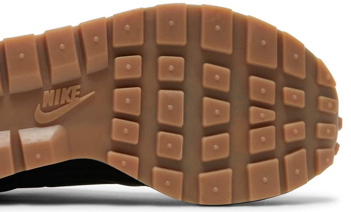 Nike Vaporwaffle sacai Black Gum