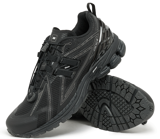 New Balance 1906R Triple Black