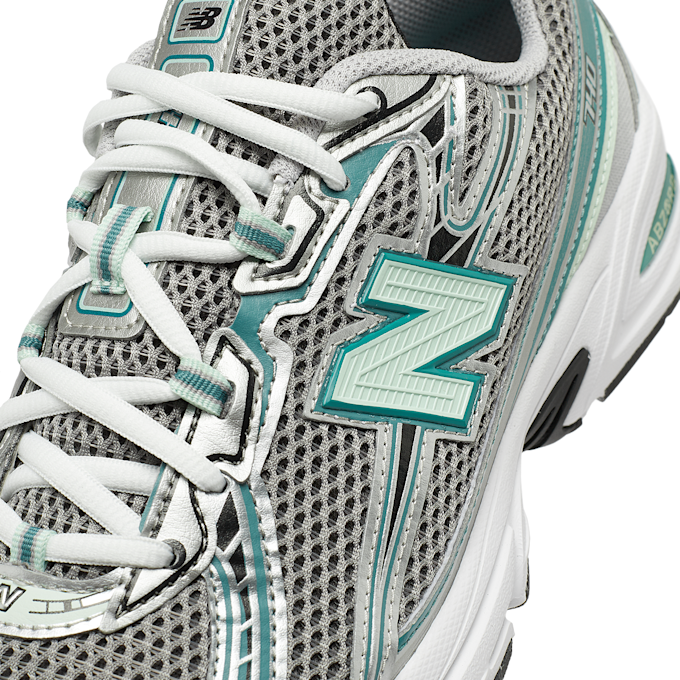New Balance 740v2 Silver Metallic New Spruce