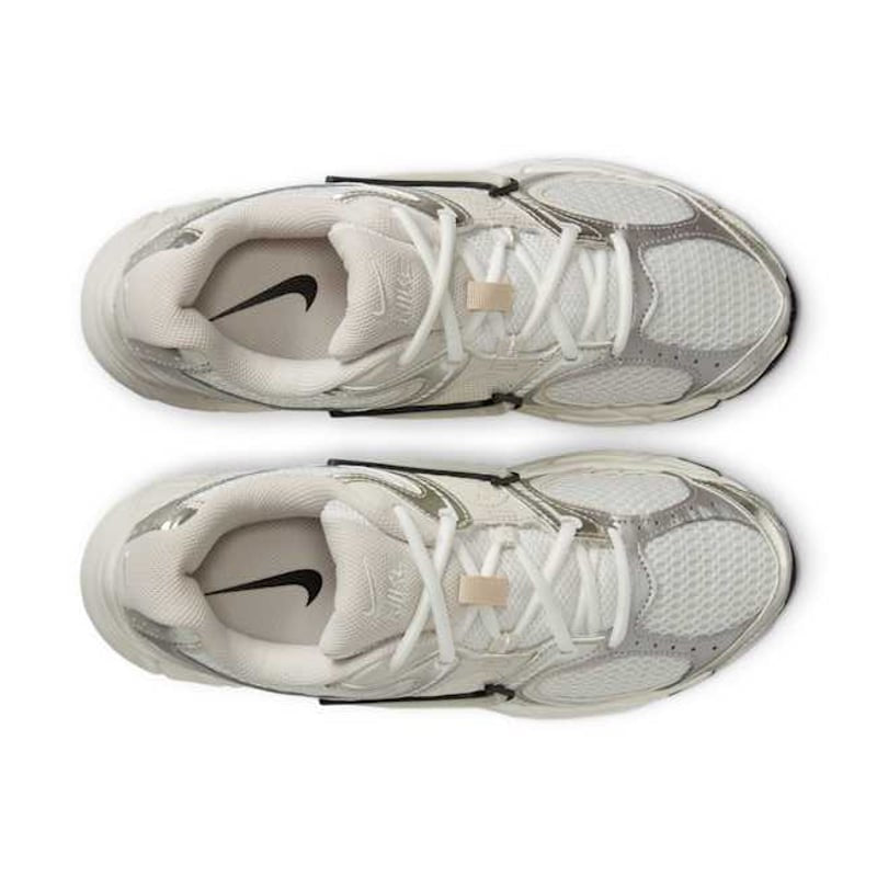 Nike V5 RNR Sail Light Orewood Brown